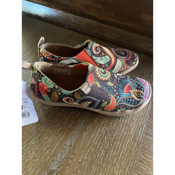 UIN Toledo Women's Canvas Loafer Slip On Shoes Leaves Pattern Size 6.5 - Picture 15 of 16